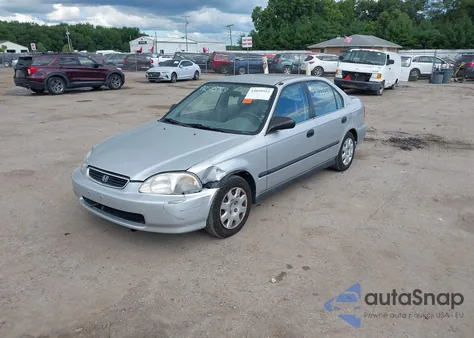 1998 Honda Civic Lx из США, поврежденный, VIN 1HGEJ6675WL049276